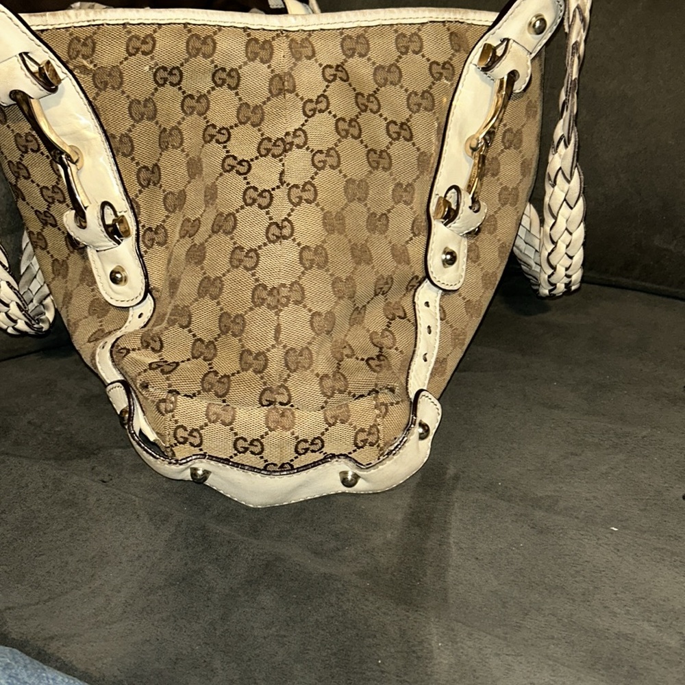 GUCCI BAG - Picture 2 of 11